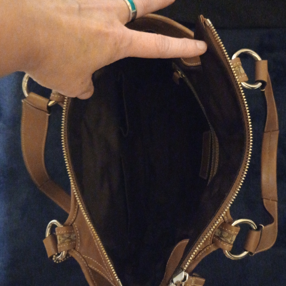 Vintage Coach Soho Classic Brown Signature C Camel Tan Leather Sm Tote Bag - Picture 6 of 15